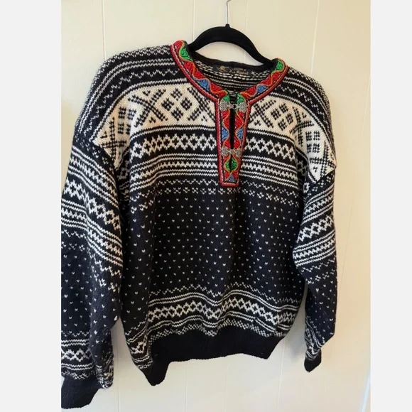 Handmade Nordic Wool Fair Isle Sweater Black Cream Silver Clasps Ribbon - Picture 3 of 5